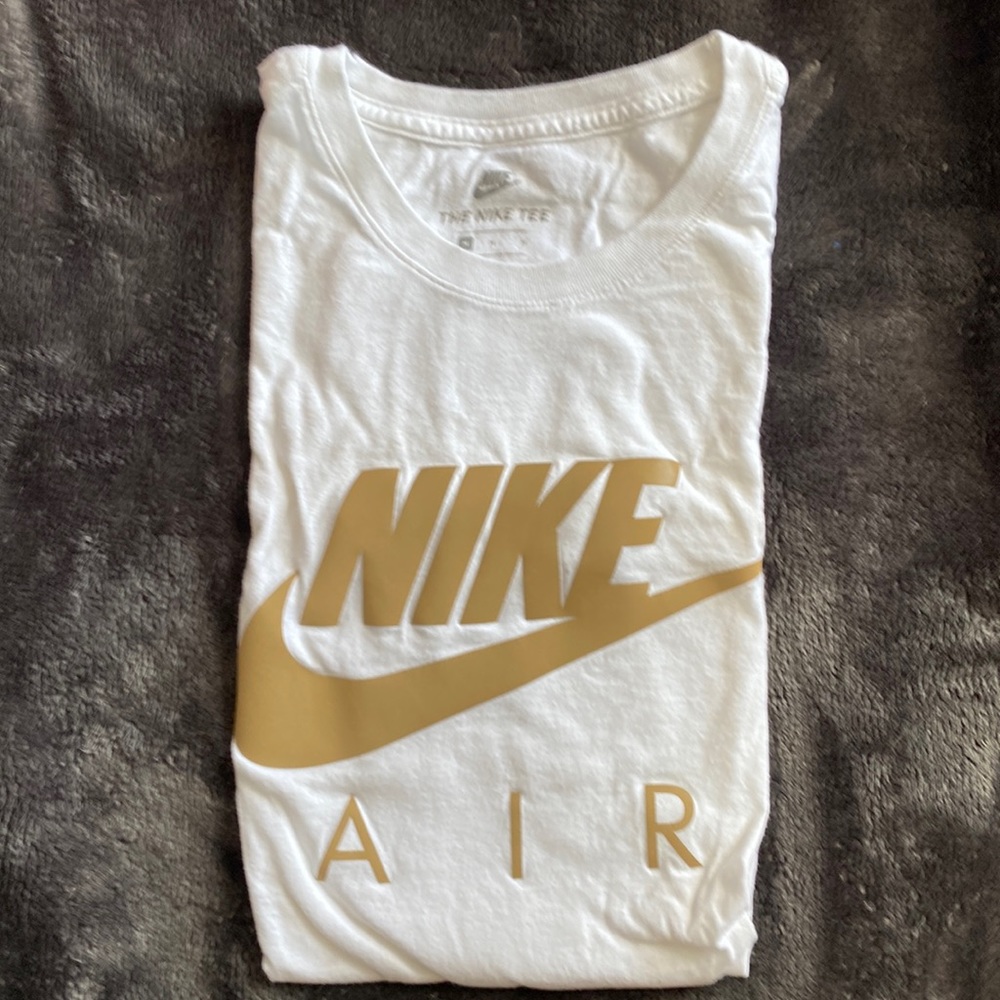 Nike Medium White tee